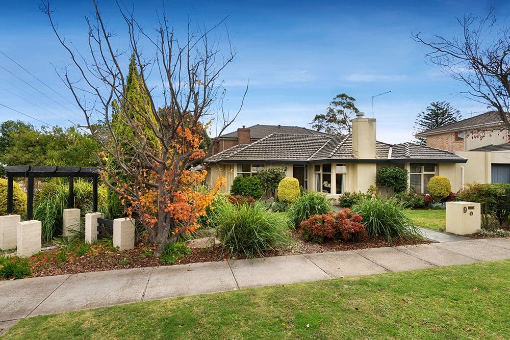 9 Seaview Street, Mount Waverley VIC 3149, Mount Waverley - Thumbnail 2