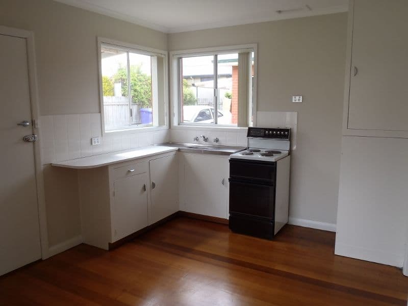 5 Holmes Place, PARK GROVE TAS 7320, Park Grove - Thumbnail 2