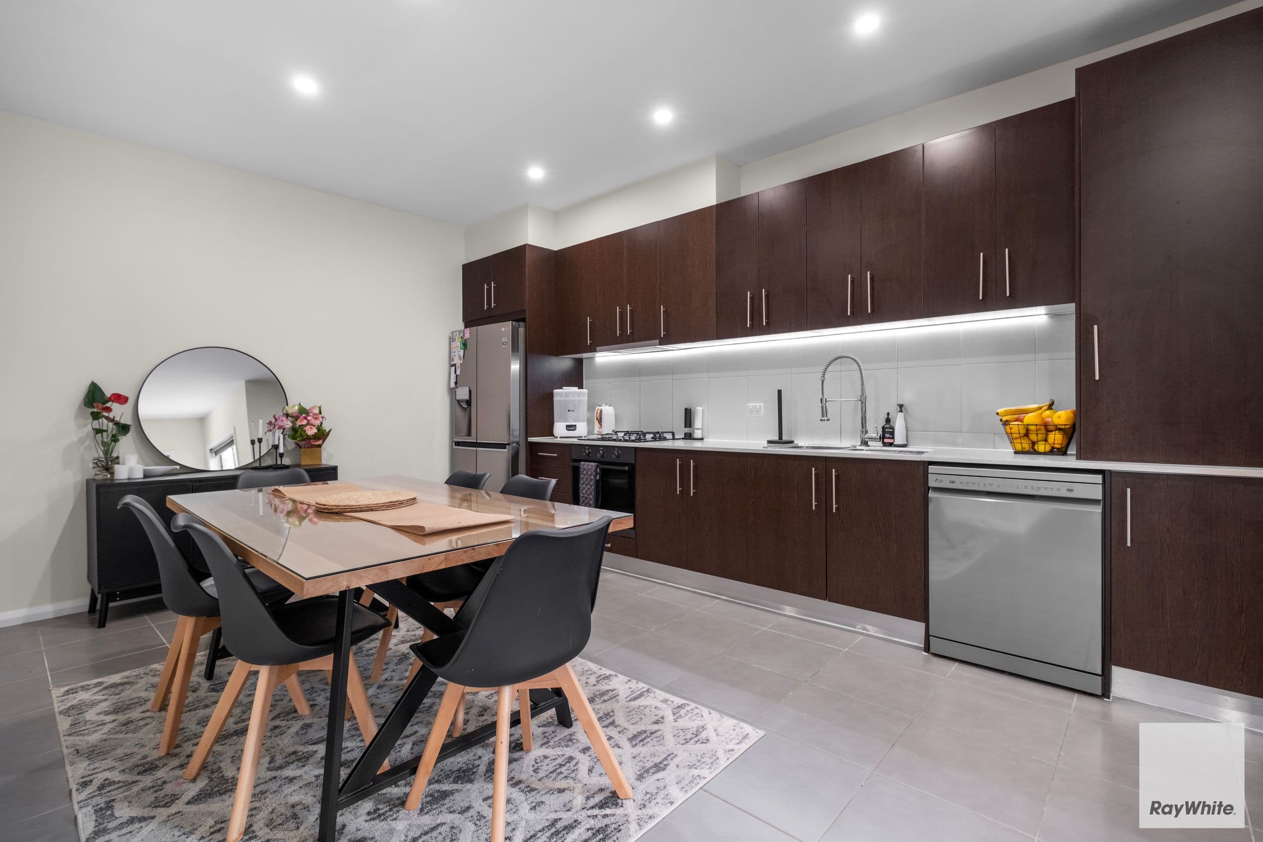 28 Buckingham Street, Sydenham VIC 3037, Sydenham - Thumbnail 4