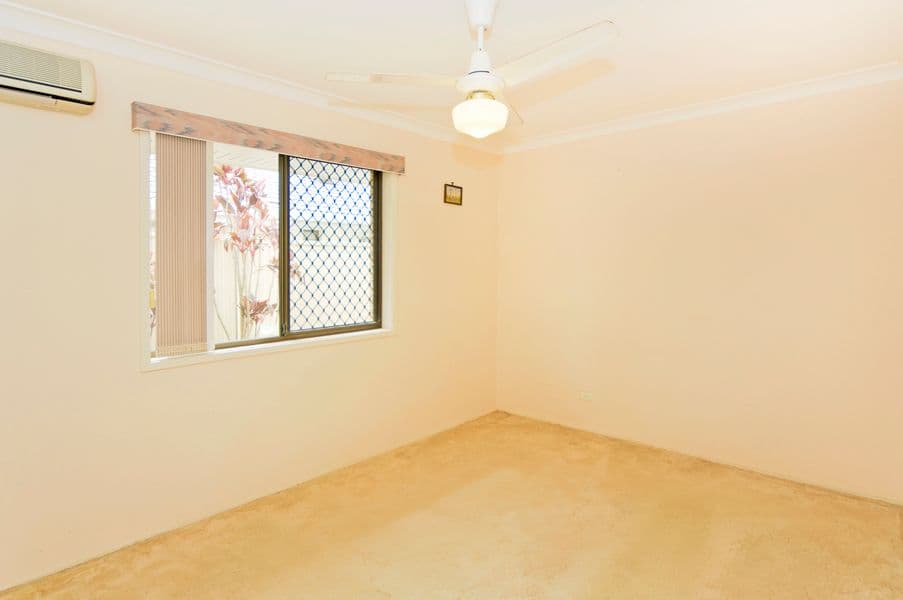 31 Manakin Avenue, BURLEIGH WATERS QLD 4220, Burleigh Waters - Thumbnail 8