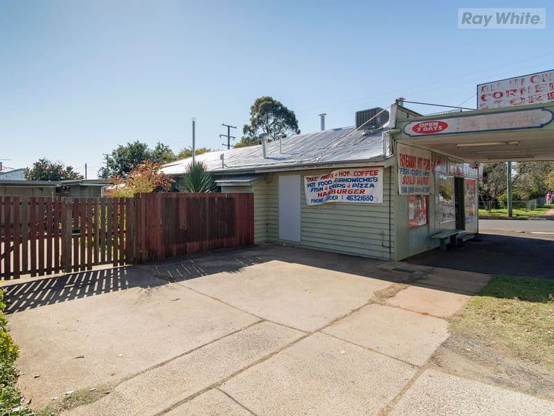213 Russell Street, Newtown QLD 4350, Newtown - Thumbnail 2