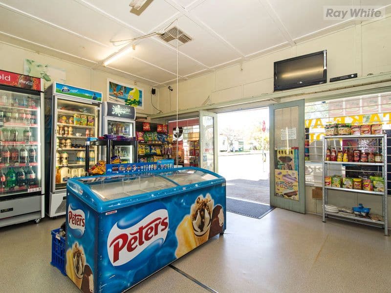 213 Russell Street, Newtown QLD 4350, Newtown - Thumbnail 3