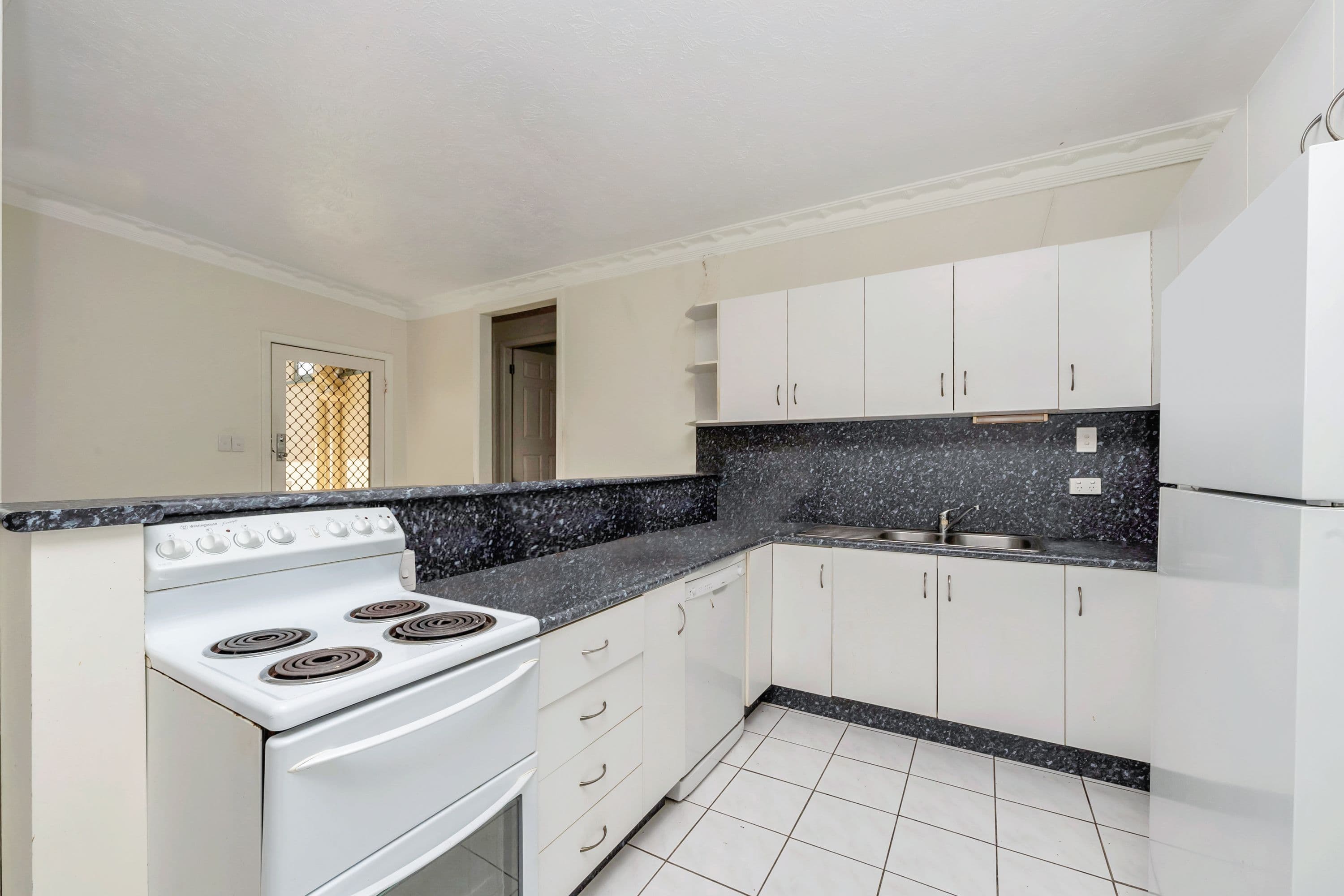 72 Tyrrell Street, Gulliver QLD 4812, Gulliver - Thumbnail 3