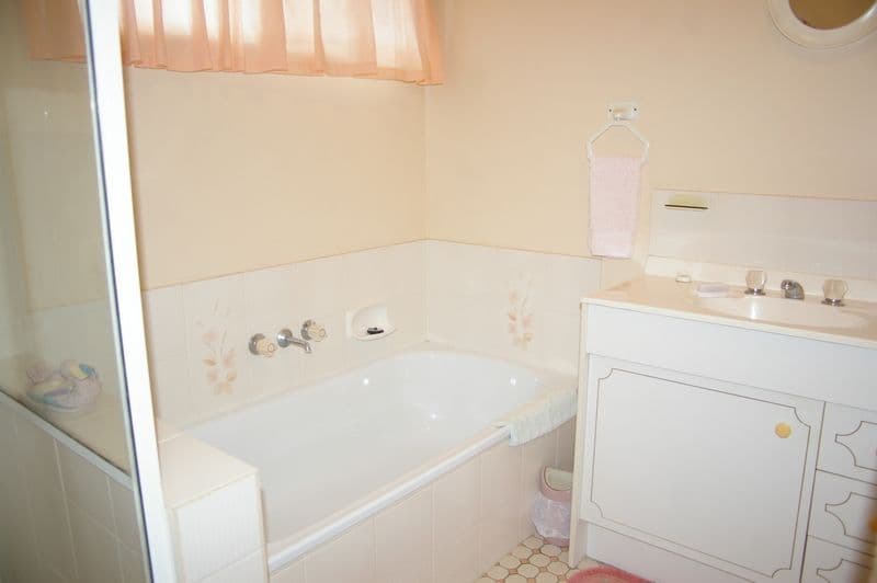 46 Kate Avenue, DECEPTION BAY QLD 4508, Deception Bay - Thumbnail 7