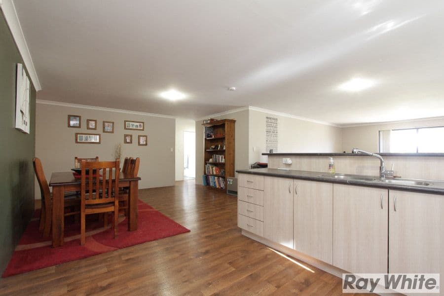 35 Thorold Avenue, Ellenbrook WA 6069, Ellenbrook - Thumbnail 6