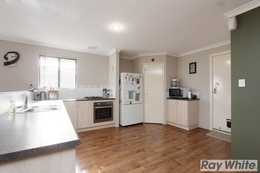 35 Thorold Avenue, Ellenbrook WA 6069, Ellenbrook - Thumbnail 7