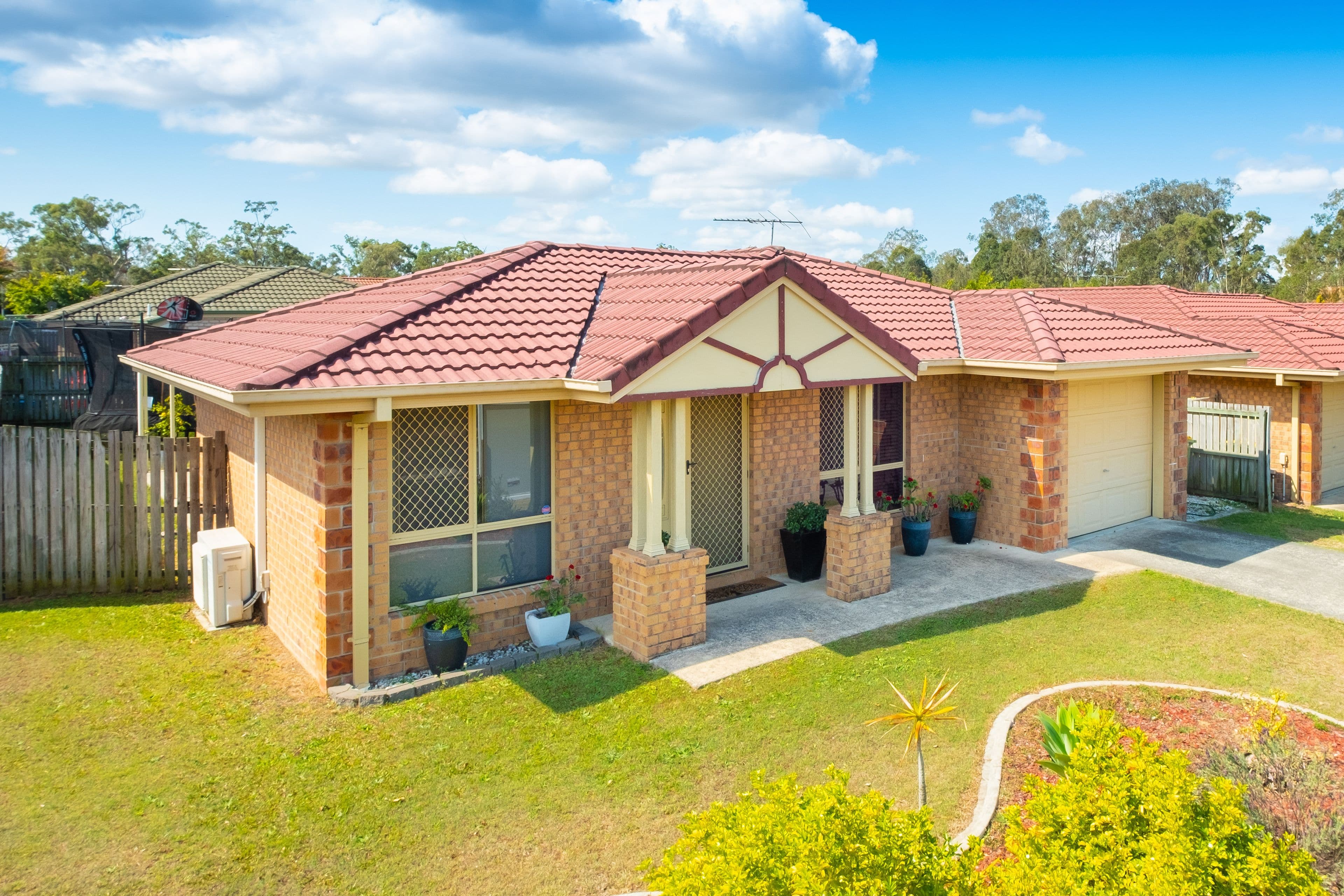 9 Robert South Drive, Crestmead QLD 4132, Crestmead - Image 1