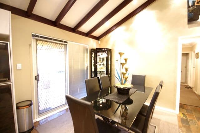 30 Burgland Drive, GIRRAWHEEN WA 6064, Girrawheen - Thumbnail 5