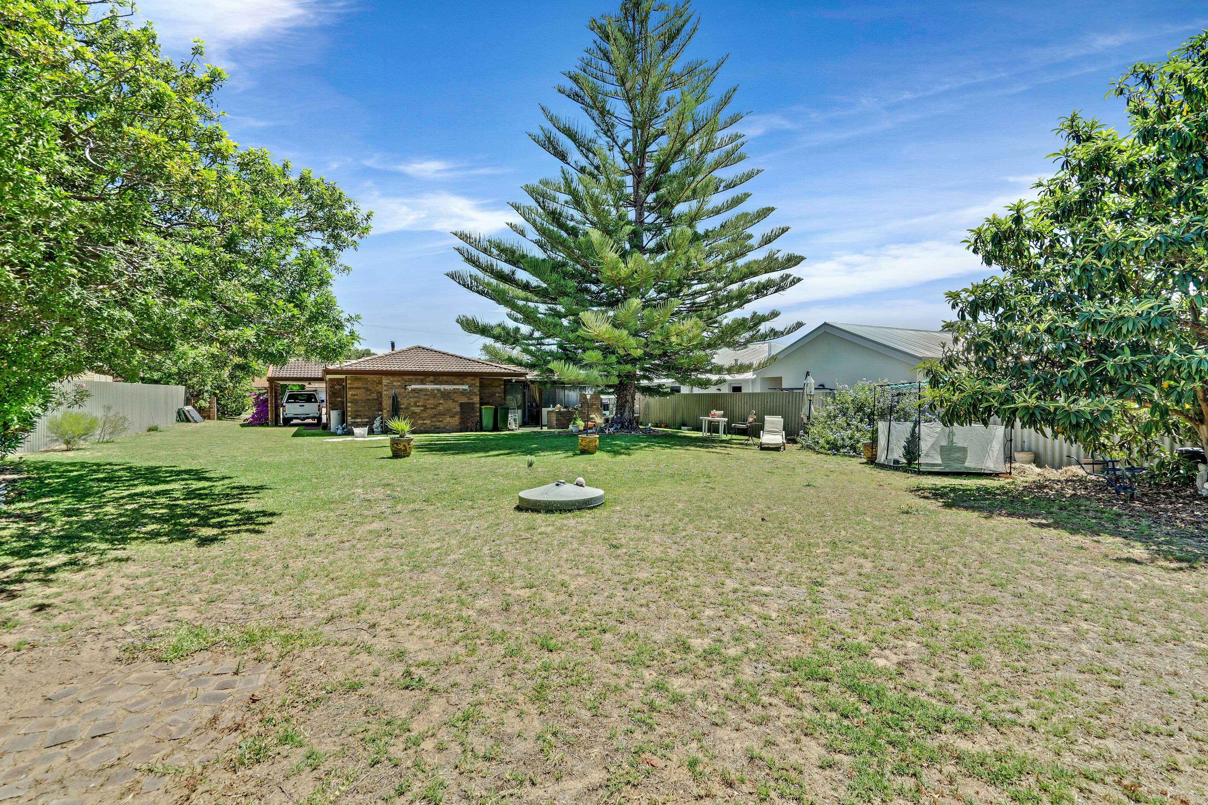 20 Vance Street, Dudley Park WA 6210, Dudley Park - Thumbnail 2