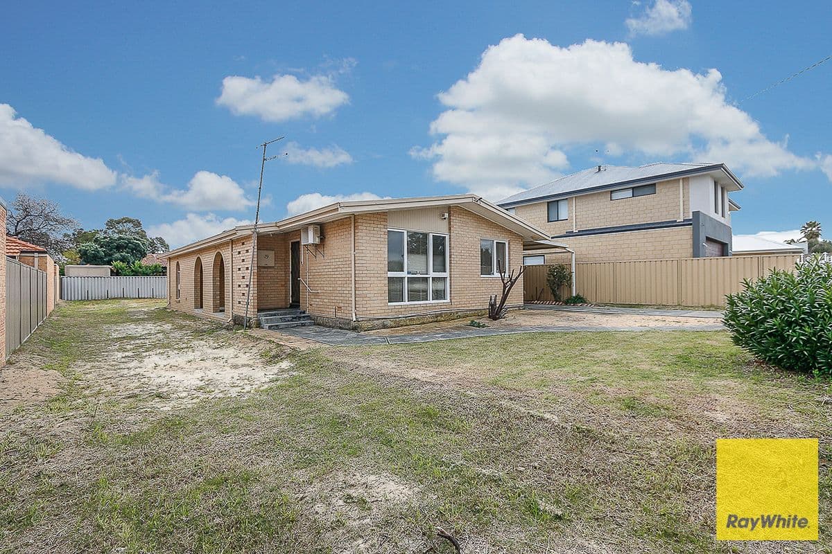 19 Heathcroft Road, Balga WA 6061, Balga - Thumbnail 3