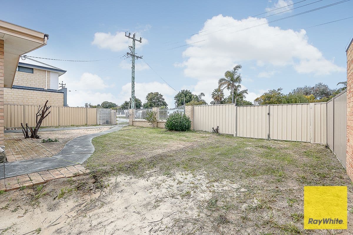 19 Heathcroft Road, Balga WA 6061, Balga - Thumbnail 6
