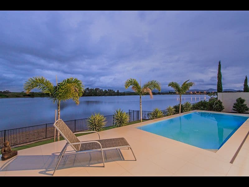 23 Pearl Beach Drive, Oyster Cove, HELENSVALE QLD 4212, Helensvale - Thumbnail 2