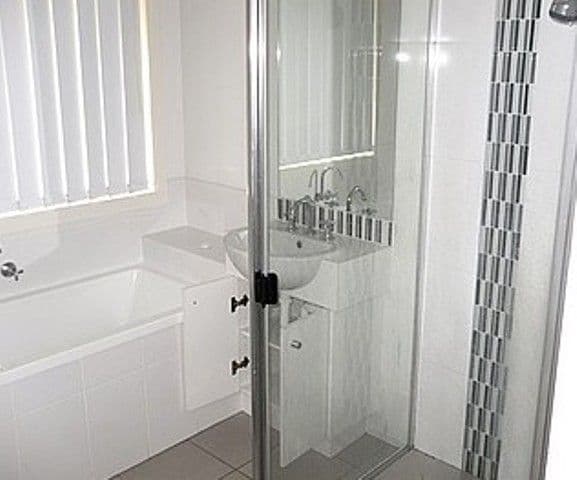 21 Peggy Road, BELLMERE QLD 4510, Bellmere - Thumbnail 3