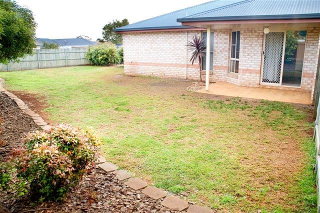 17 Florence Street, HARRISTOWN QLD 4350, Harristown - Thumbnail 5