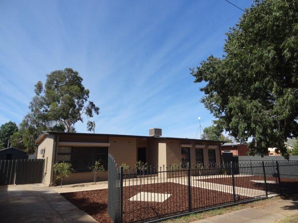 17 Berryman Road, SMITHFIELD PLAINS SA 5114, Smithfield Plains - Thumbnail 3