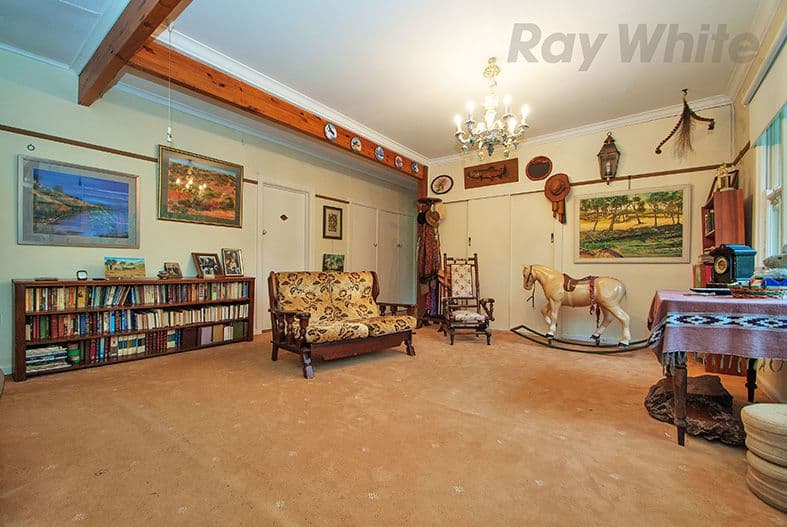 70 - 72 LONG VIEW Road, Croydon South VIC 3136, Croydon South - Thumbnail 2