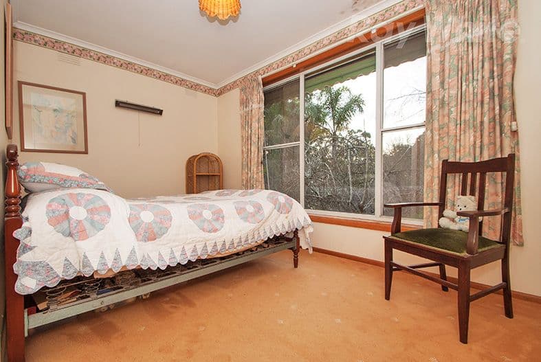 70 - 72 LONG VIEW Road, Croydon South VIC 3136, Croydon South - Thumbnail 8