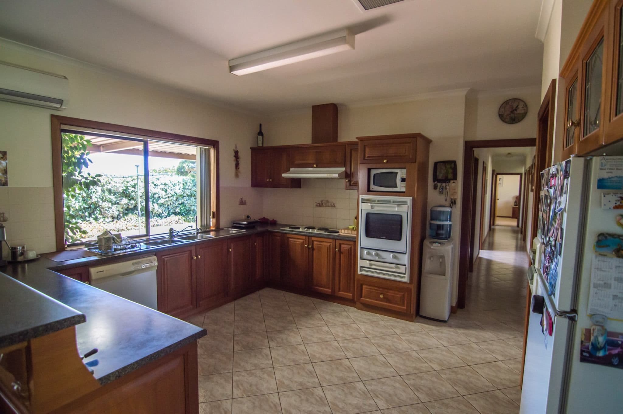 21 Roper Avenue, Renmark SA 5341, Renmark - Thumbnail 2