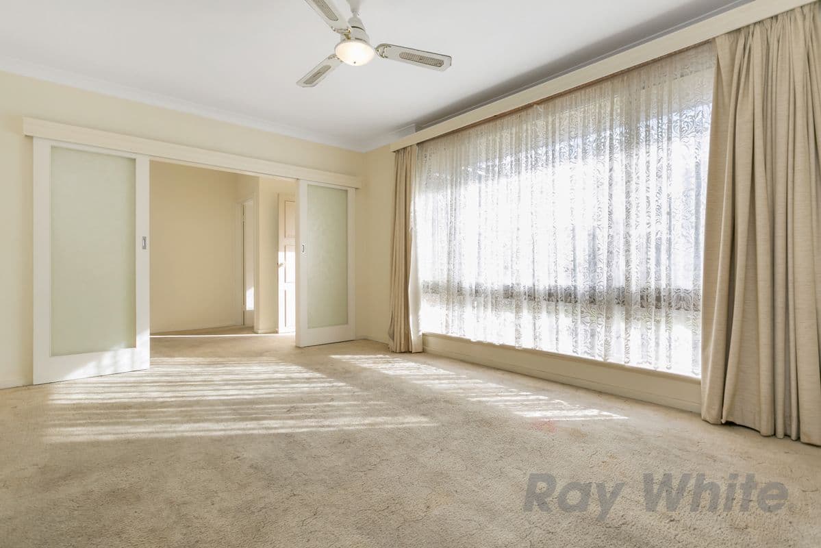 18 Crittenden Road, Morphett Vale SA 5162, Morphett Vale - Thumbnail 3