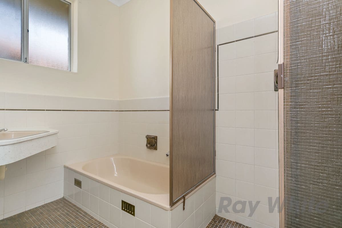 18 Crittenden Road, Morphett Vale SA 5162, Morphett Vale - Thumbnail 5