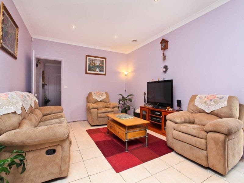 3 Appletree Grove, Burnside Heights - Thumbnail 4