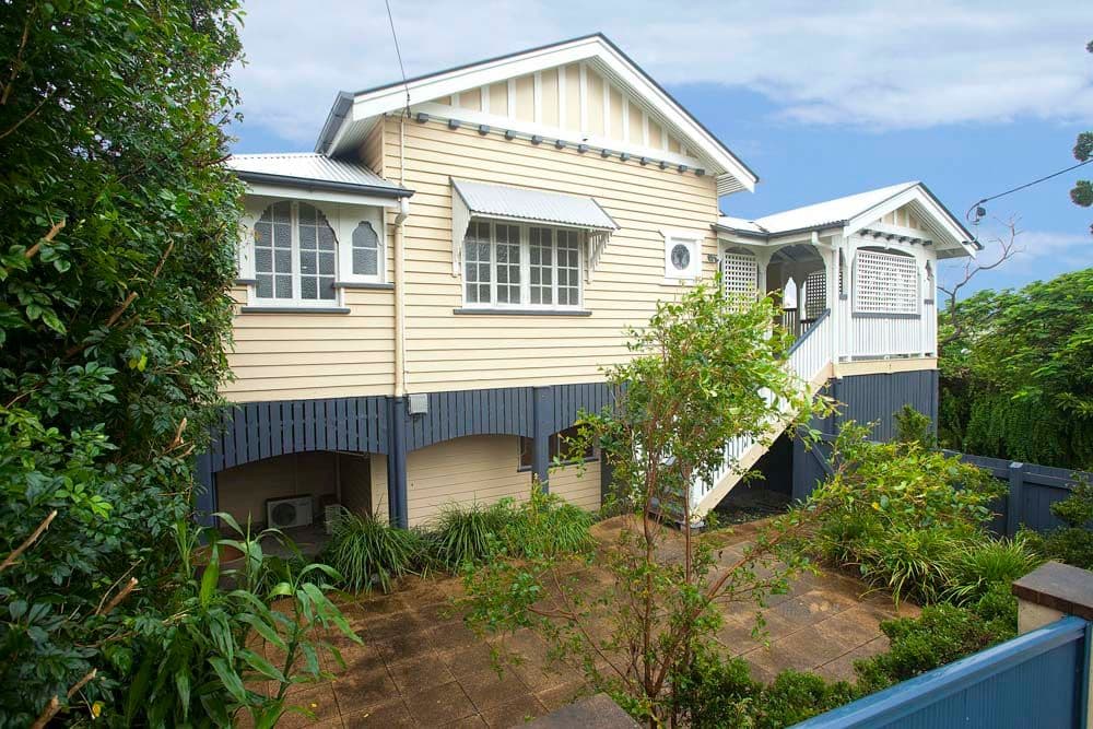 11  Denman Street, GREENSLOPES QLD 4120, Greenslopes - Image 1