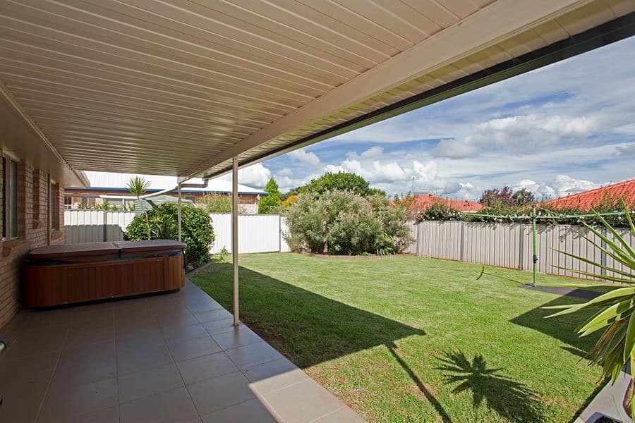 16 Oaklands Court, Glenvale QLD 4350, Glenvale - Thumbnail 8