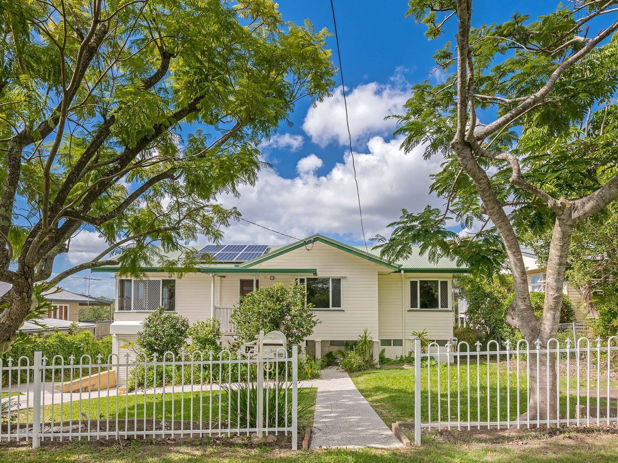 15 Carnelian Street, Holland Park QLD 4121, Holland Park - Image 1