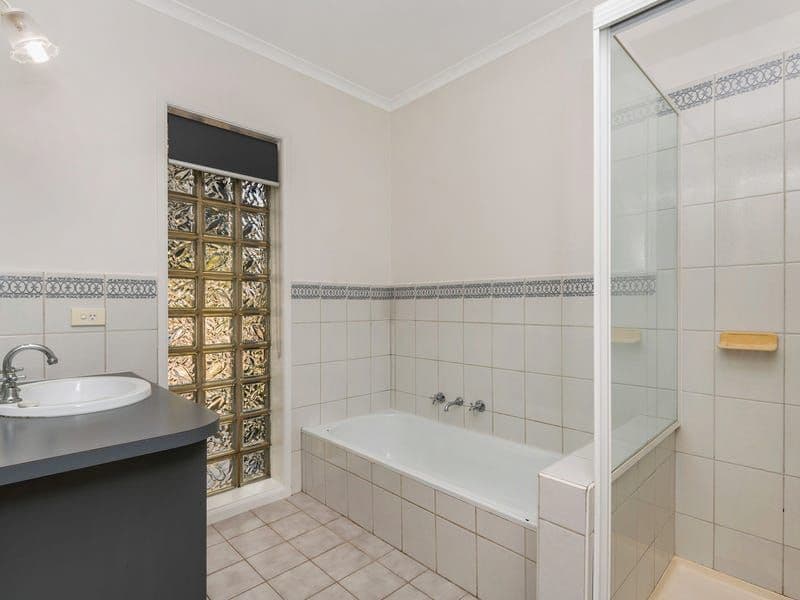 7 Graham Close, Flora Hill VIC 3550, Flora Hill - Thumbnail 8