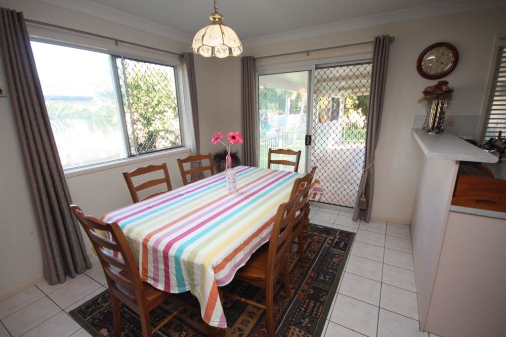 28 Eleventh Avenue, HOME HILL QLD 4806, Home Hill - Thumbnail 4