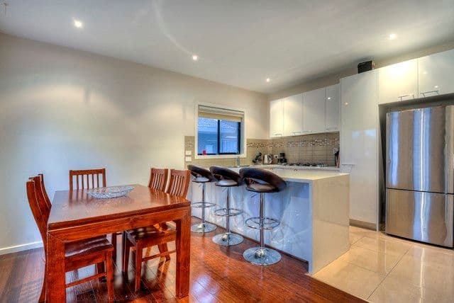 20-22 Rathcown Road, Reservoir VIC 3073, Reservoir - Thumbnail 4