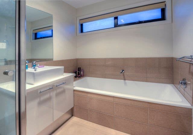 20-22 Rathcown Road, Reservoir VIC 3073, Reservoir - Thumbnail 6