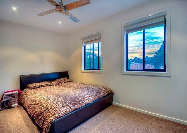 20-22 Rathcown Road, Reservoir VIC 3073, Reservoir - Thumbnail 8