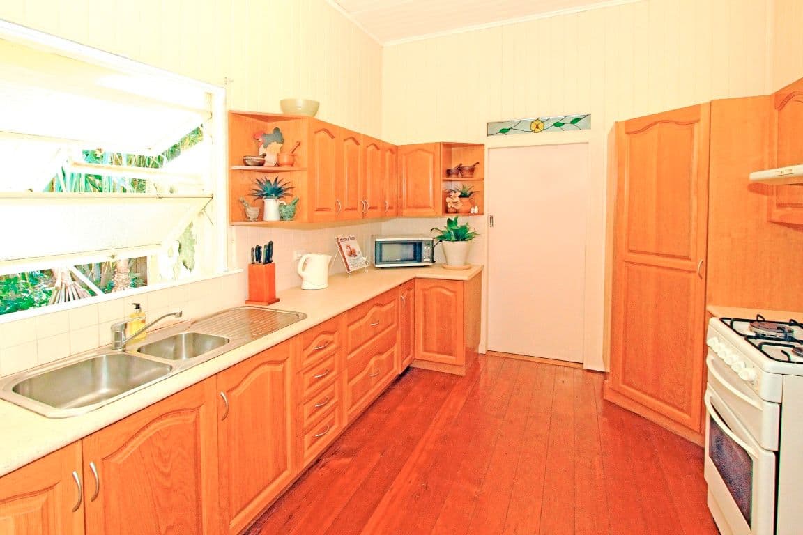 118 Upper Dawson Road, THE RANGE QLD 4700, The Range - Thumbnail 5