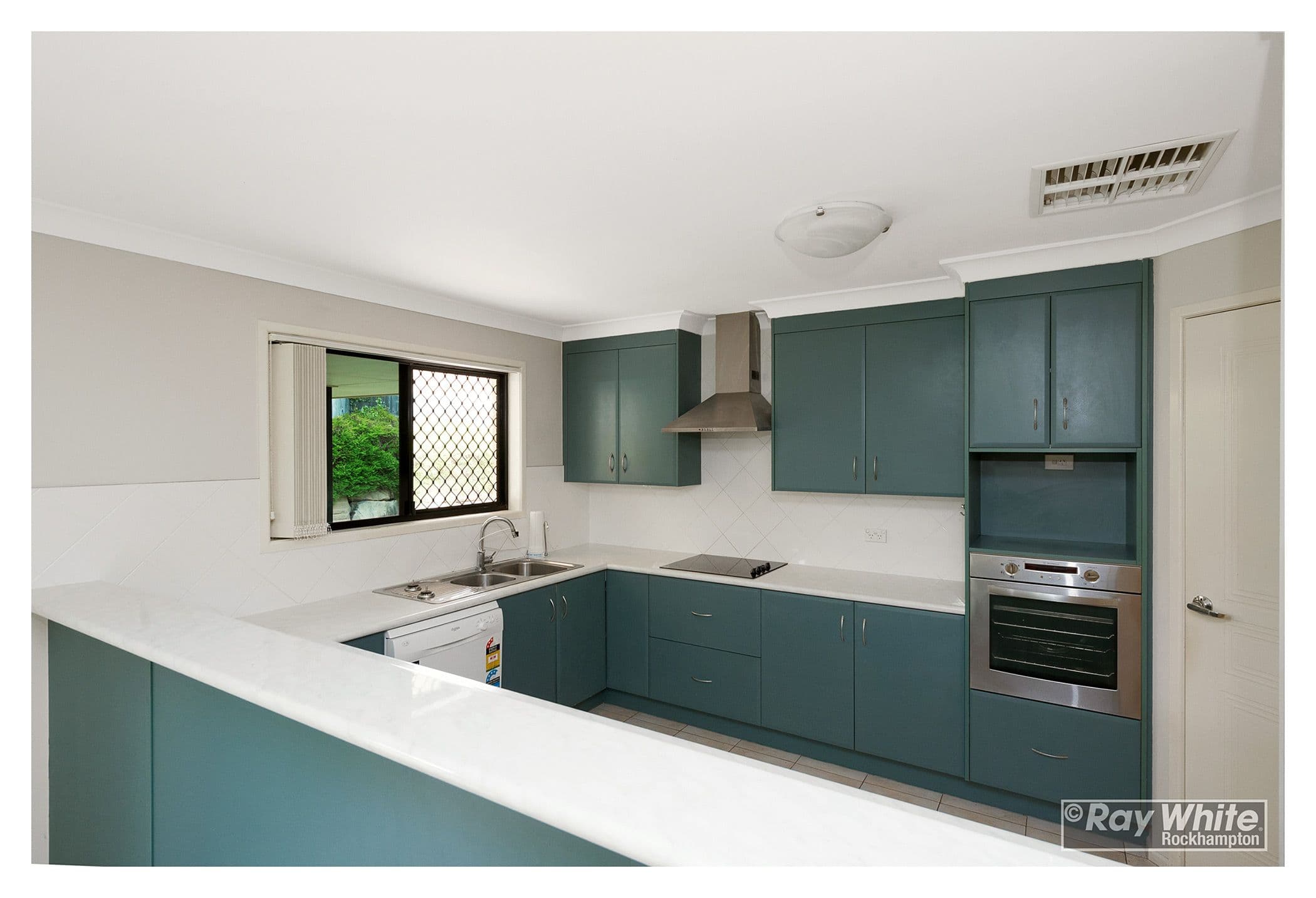 9 Reddy Drive, Norman Gardens QLD 4701, Norman Gardens - Thumbnail 2