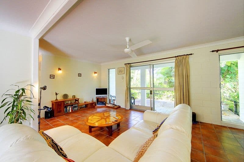 22 Mt Elliot Drive, ALLIGATOR CREEK QLD 4816, Alligator Creek - Thumbnail 5