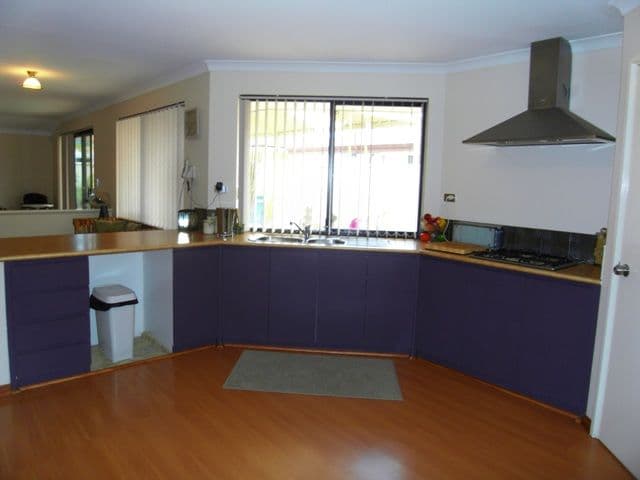 22 Darwinia Loop, CANNING VALE WA 6155, Canning Vale - Thumbnail 2