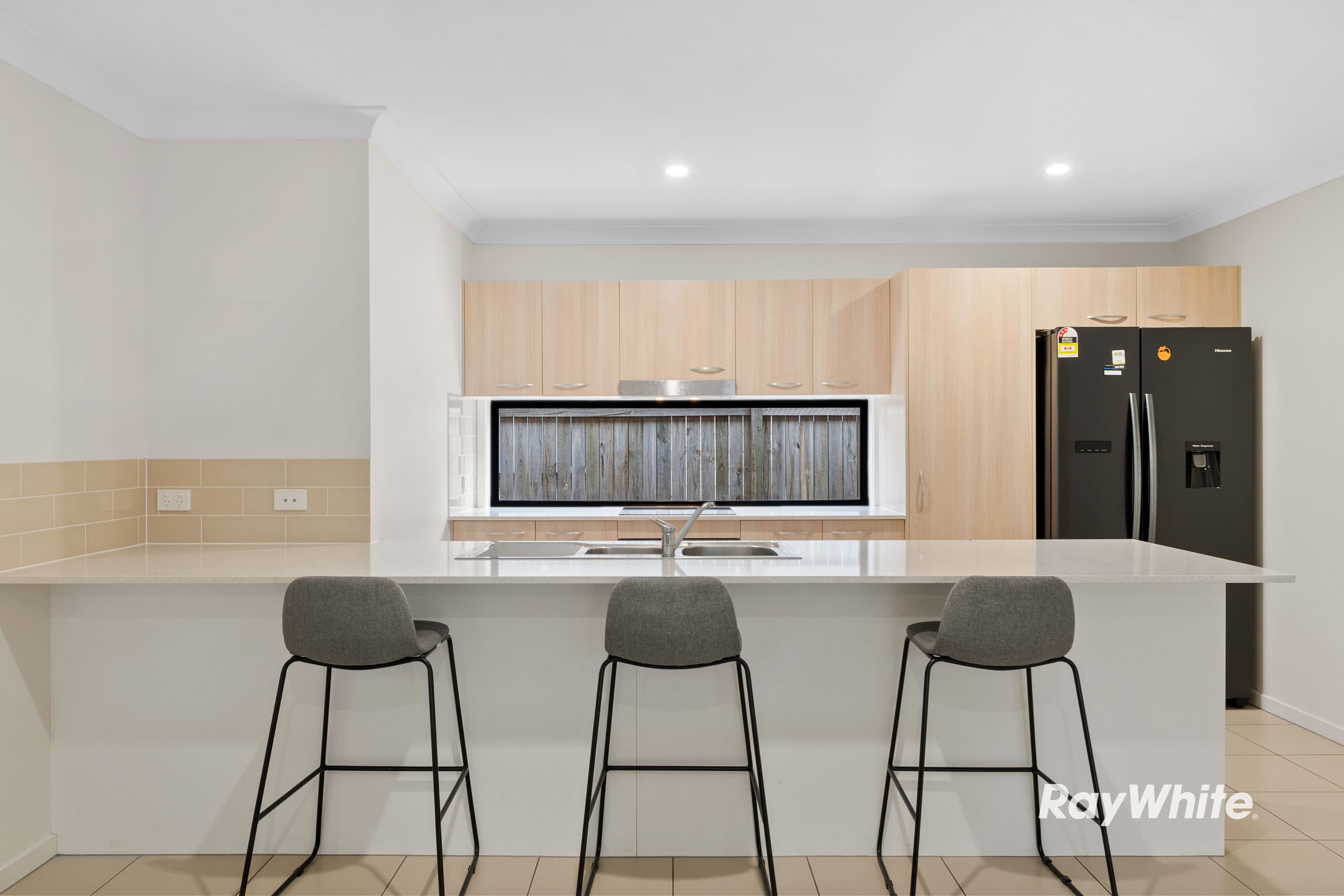 16 Frederick Place, Park Ridge QLD 4125, Park Ridge - Thumbnail 2