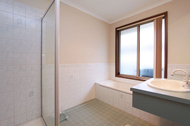 10 Sissinghurst Drive, OAKDEN SA 5086, Oakden - Thumbnail 7
