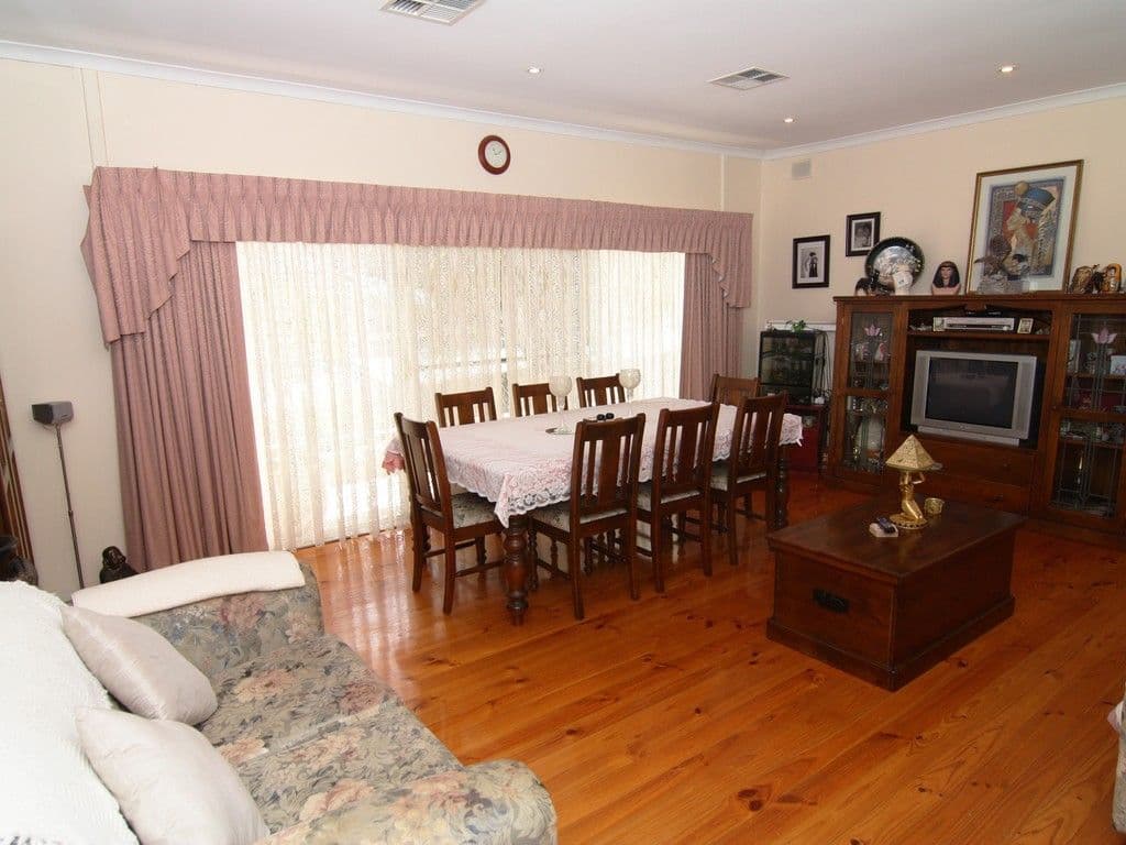 12 Nookamka Terrace, Barmera SA 5345, Barmera - Thumbnail 3