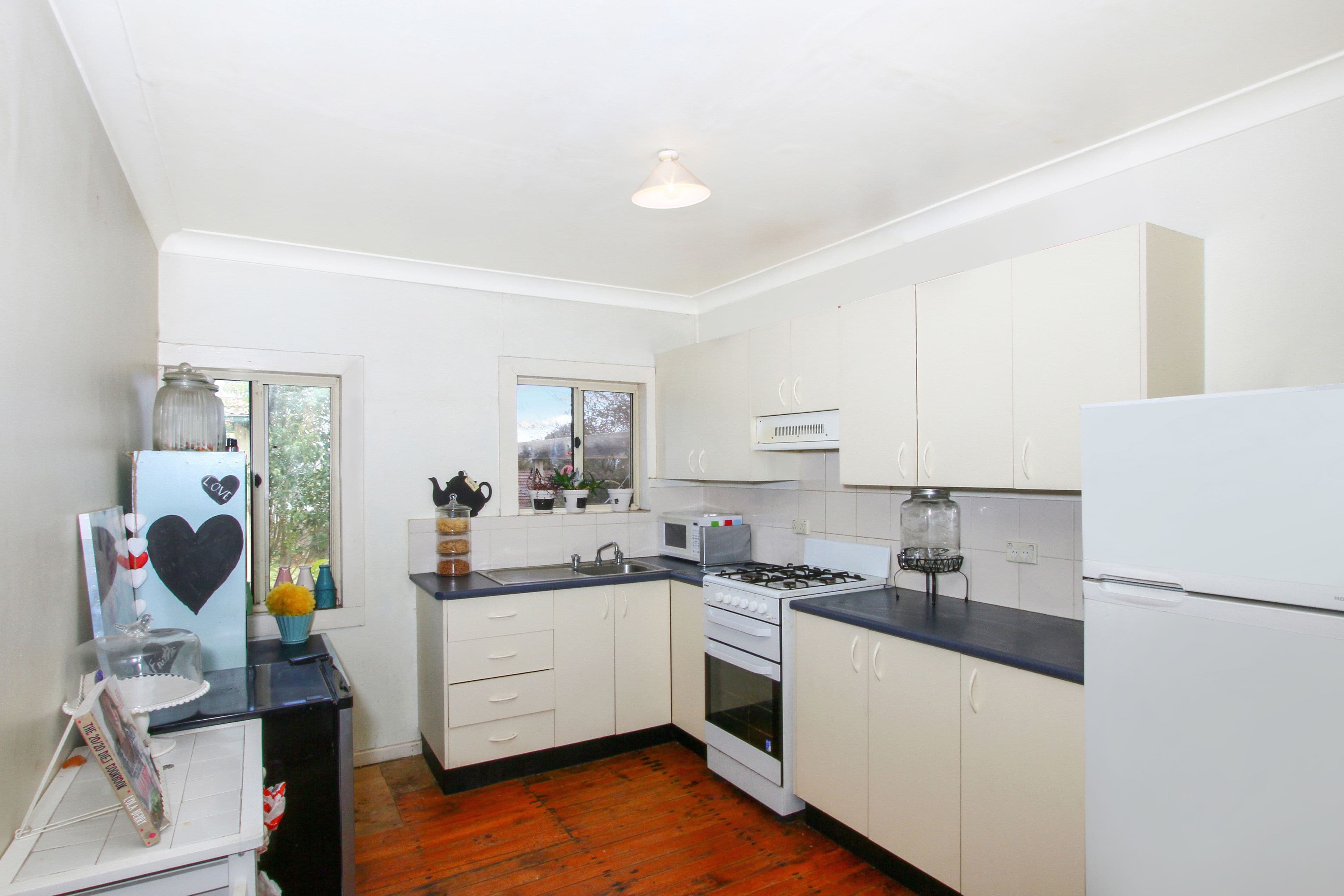 65 Cowper Street, Goulburn - Thumbnail 2