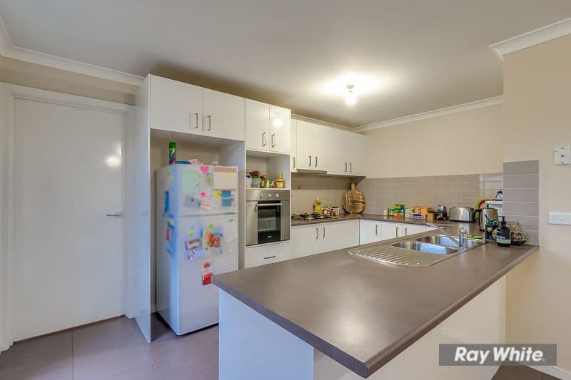 43 Bruce Street, Altona Meadows VIC 3028, Altona Meadows - Thumbnail 8