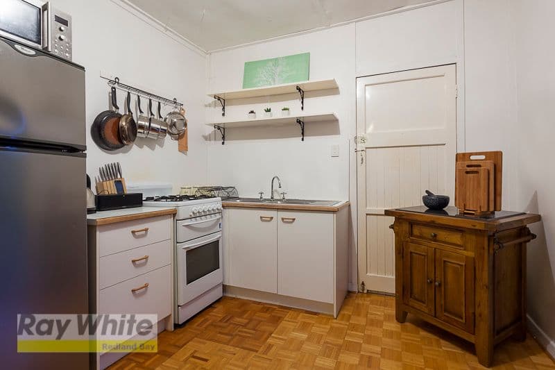 61 Killarney Avenue, MANLY WEST QLD 4179, Manly West - Thumbnail 3