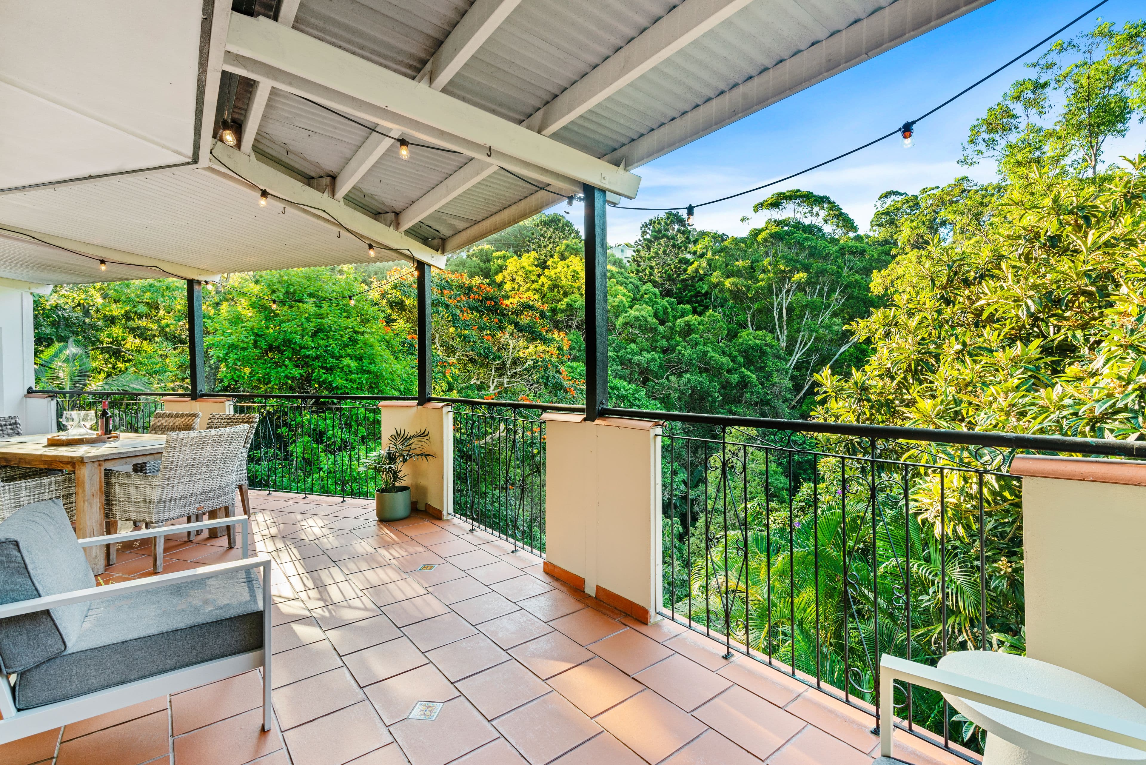 19 Crest Drive, Currumbin QLD 4223, Currumbin - Image 1