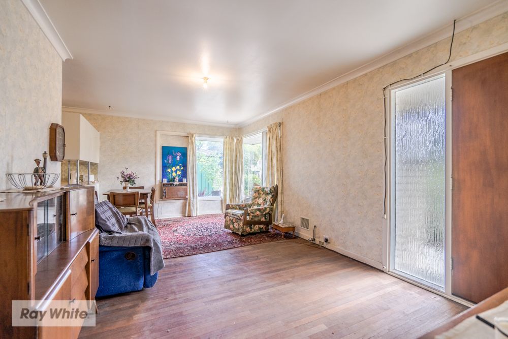 69 Casserley Avenue, Girrawheen WA 6064, Girrawheen - Thumbnail 2