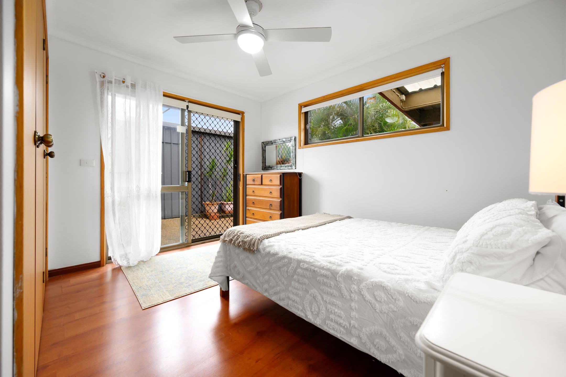38 Burrinjuck Drive, Coombabah QLD 4216, Coombabah - Thumbnail 6