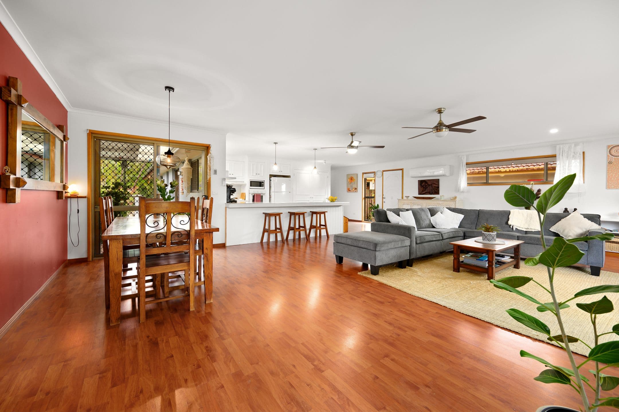 38 Burrinjuck Drive, Coombabah QLD 4216, Coombabah - Thumbnail 8