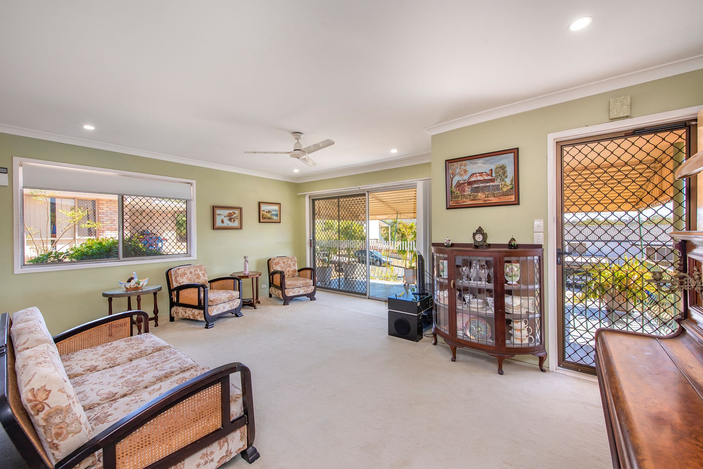 17 Pareena Crescent, Mansfield QLD 4122, Mansfield - Thumbnail 3
