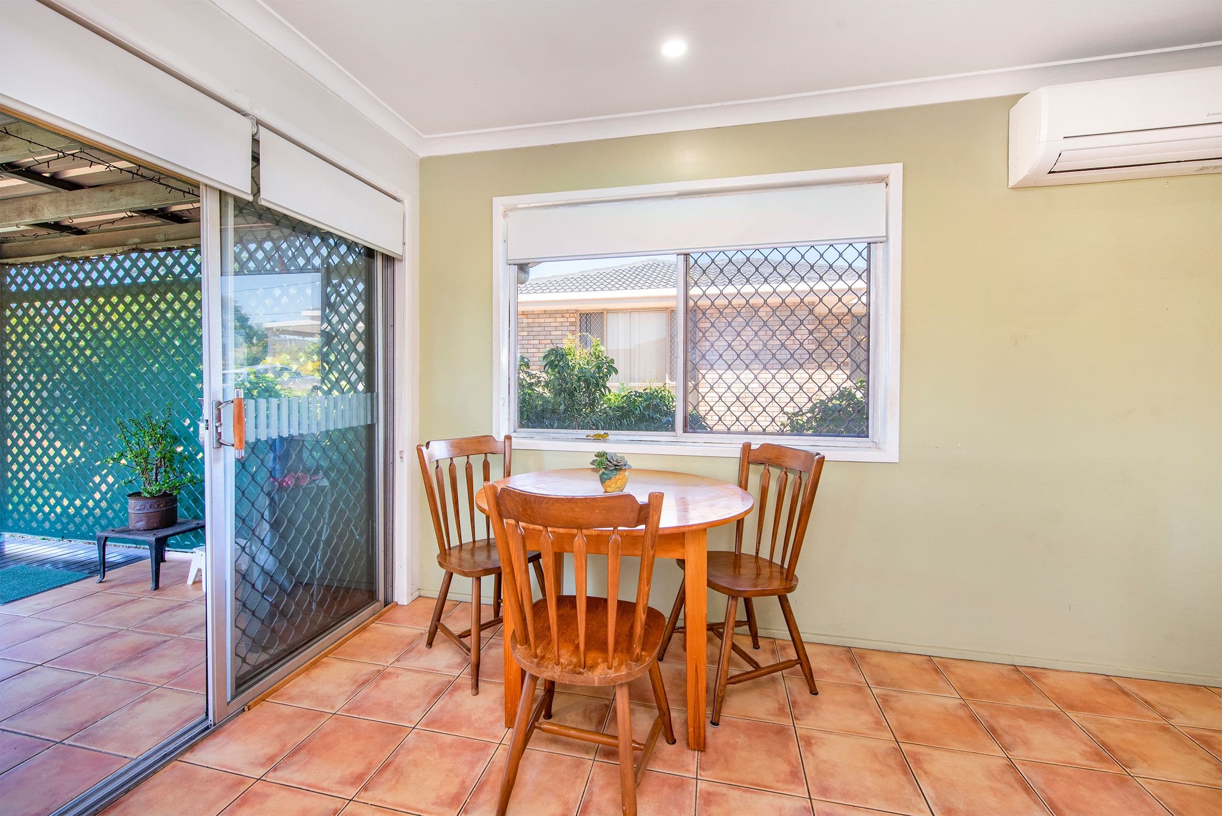 17 Pareena Crescent, Mansfield QLD 4122, Mansfield - Thumbnail 4