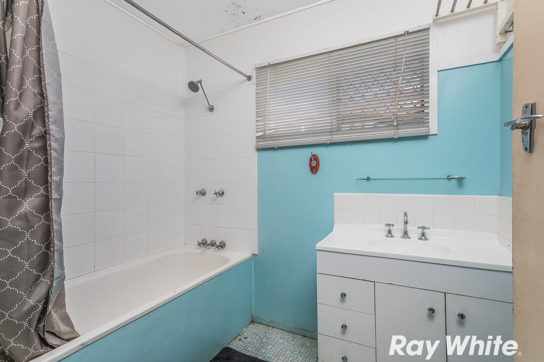 17 Lavercombe Drive, Kallangur QLD 4503, Kallangur - Thumbnail 7